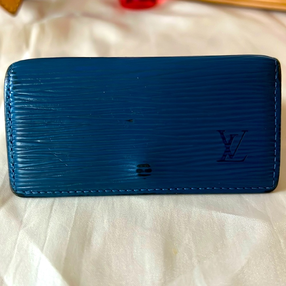 Blue Louis Vuitton Epi key holder.